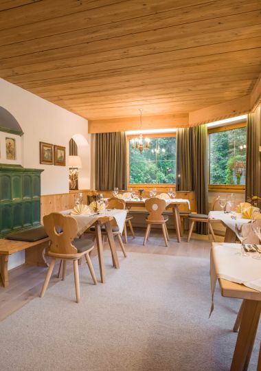 Enjoy our specialties in the "Old Parlor"