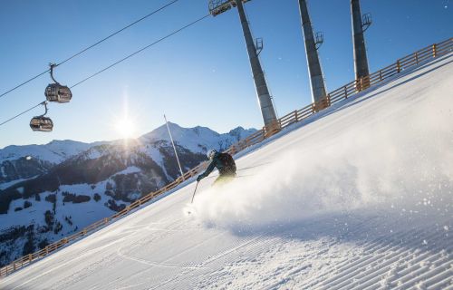 Skiing on the Schatzberg, Auffach