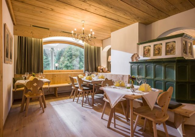 Enjoy our specialties in the "Old Parlor"