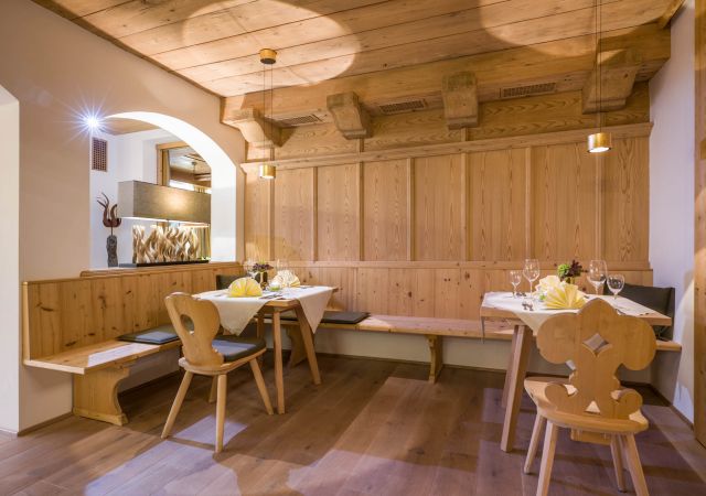 Enjoy our specialties in the "Old Parlor"