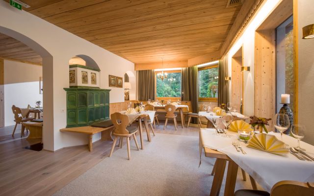 Enjoy our specialties in the "Old Parlor"